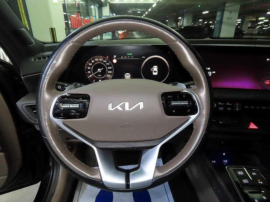 KIA K8 - Vista 8