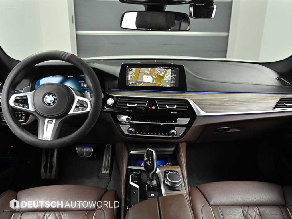 BMW 5 Series - Vista 7