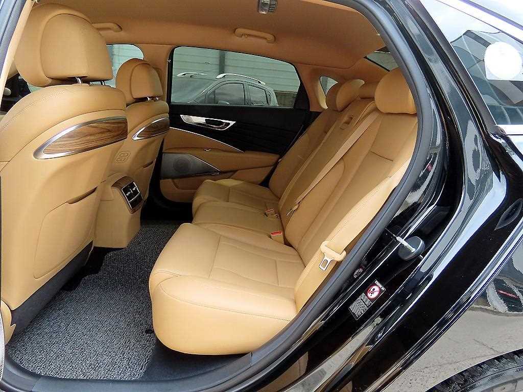 KIA K9 - Vista 6