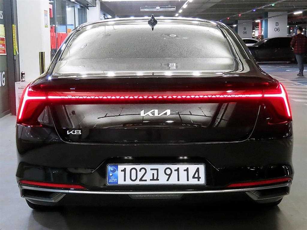 KIA K8 - Vista 5