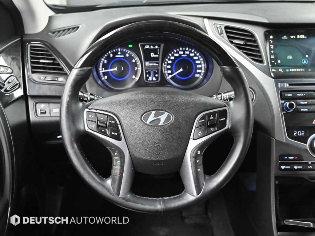 HYUNDAI Grandeur 2016 Negro - Importación desde Corea - HF Imports Iquique - Foto 13