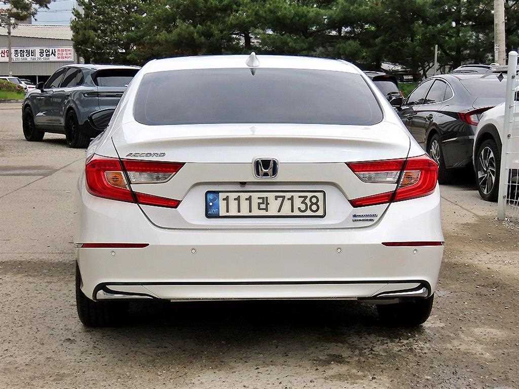 Honda Accord - Vista 4