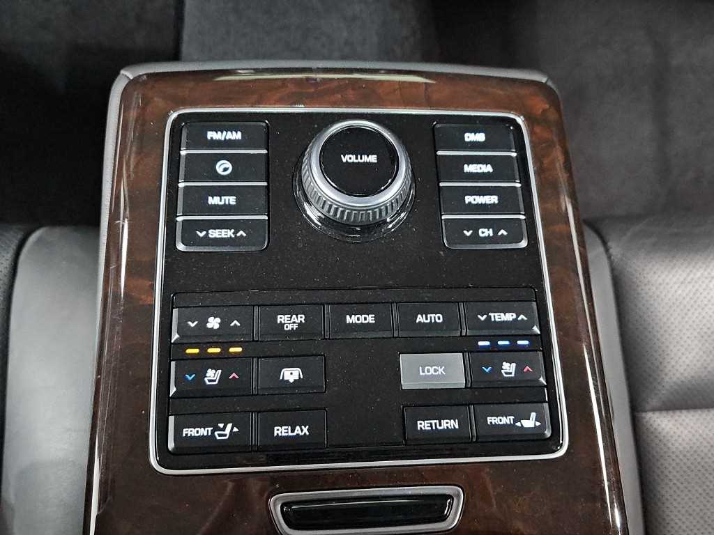 HYUNDAI Equus 2015 Negro - Importación desde Corea - HF Imports Iquique - Foto 14