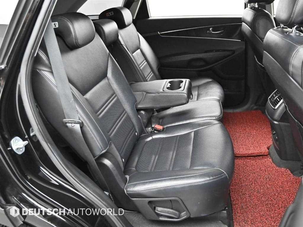 KIA Sorento - Vista 12