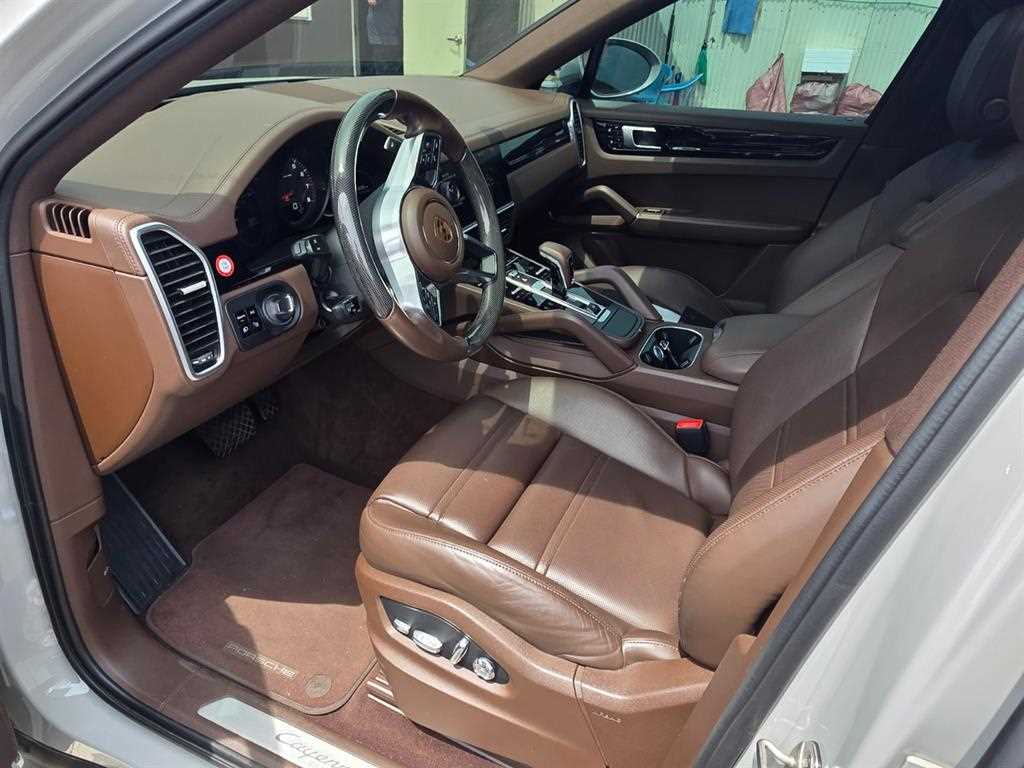 Porsche Cayenne - Vista 8