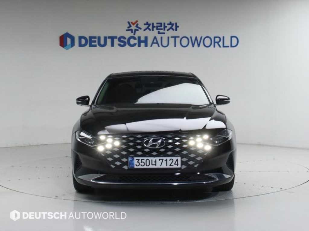 HYUNDAI Grandeur - Vista 3