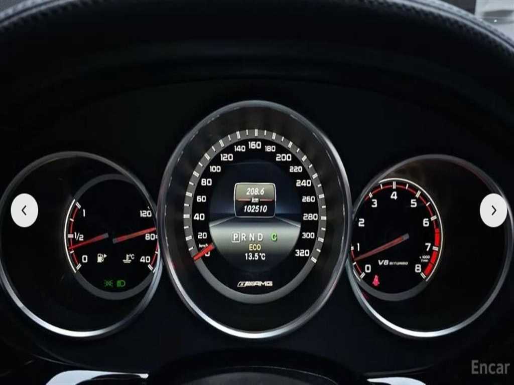 Mercedes Benz CLS Class - Vista 5