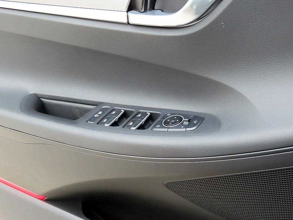 HYUNDAI Grandeur - Vista 11