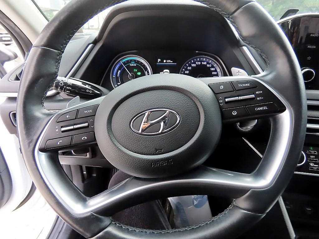 HYUNDAI Sonata - Vista 8