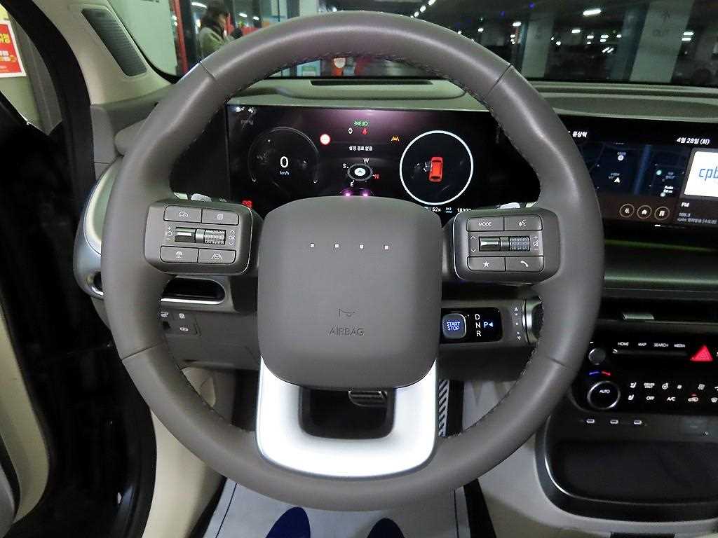 HYUNDAI IONIQ 9 - Vista 8