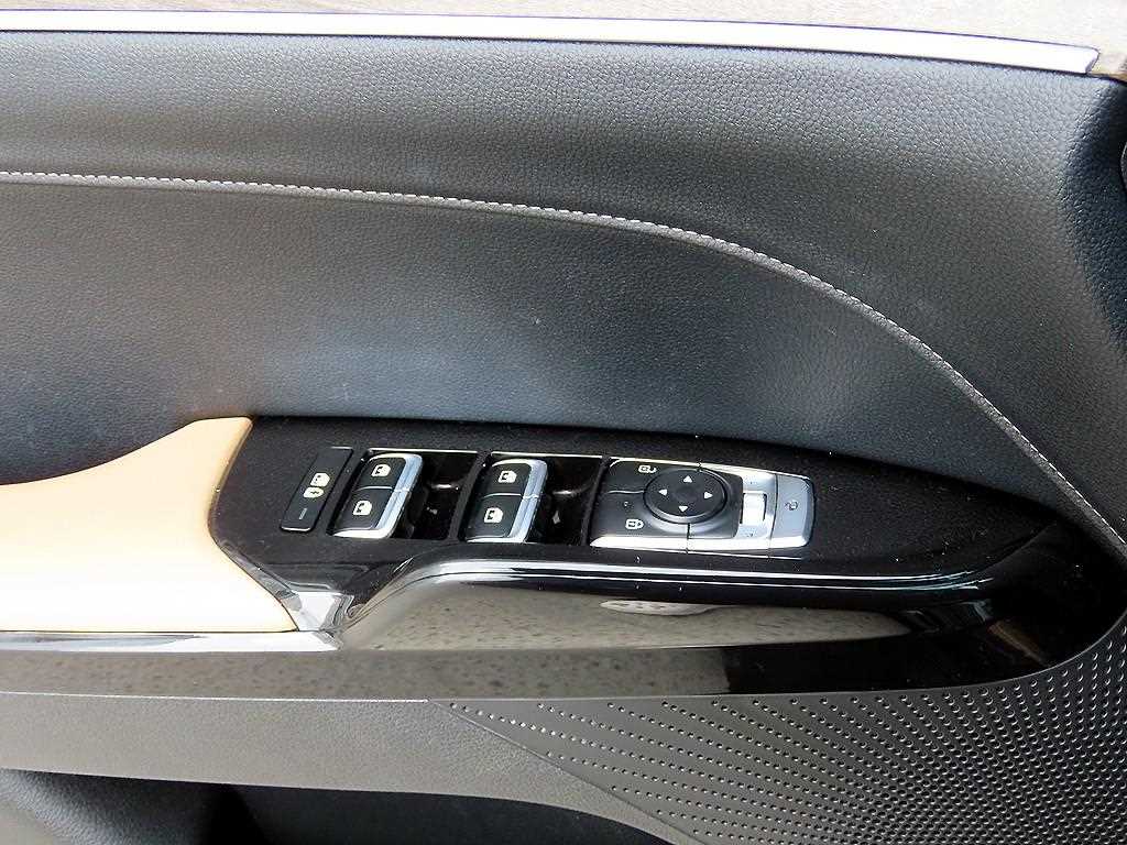 KIA K5 - Vista 12