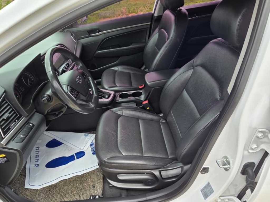 HYUNDAI Avante 2018 - Importación desde Corea - HF Imports Iquique - Foto 15