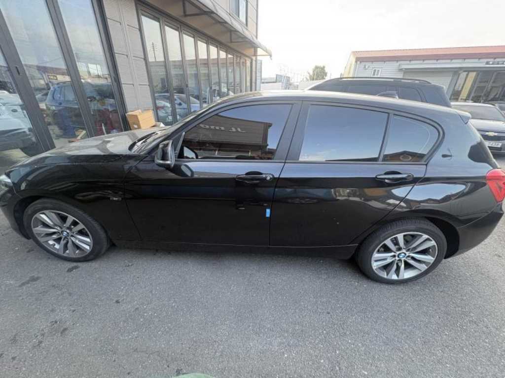 BMW 1 series - Vista 3