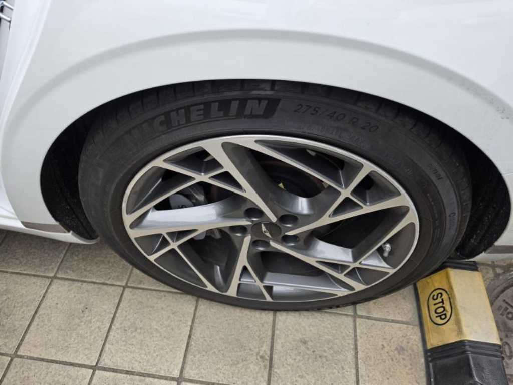 Genesis G90 2023 Blanco - Importación desde Corea - HF Imports Iquique - Foto 14