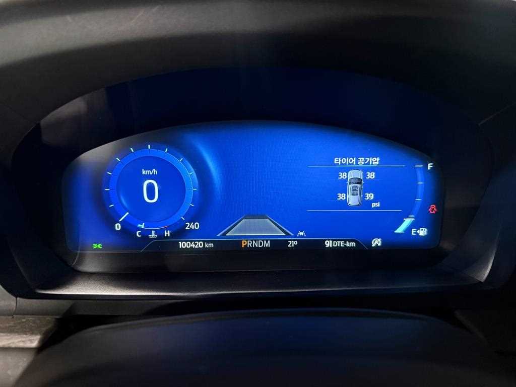 Ford Explorer - Vista 8