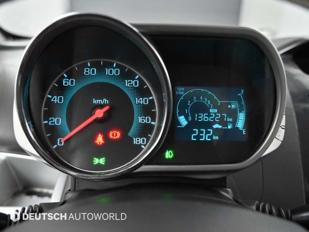 Chevrolet Spark - Vista 8