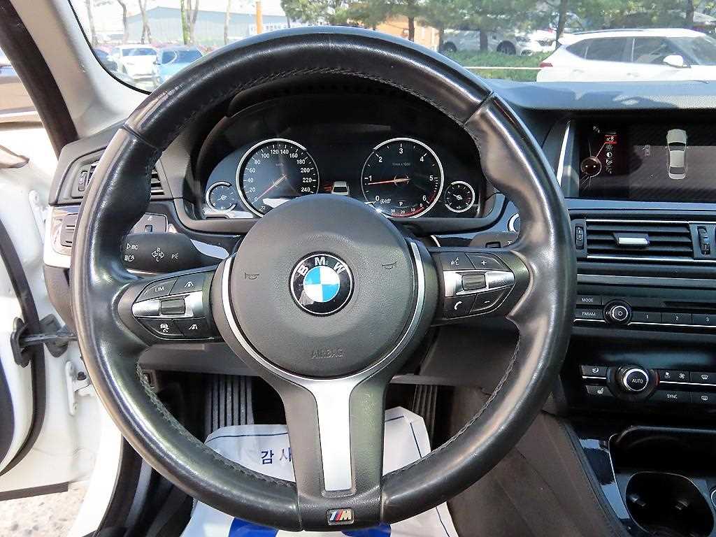 BMW 5 Series - Vista 8