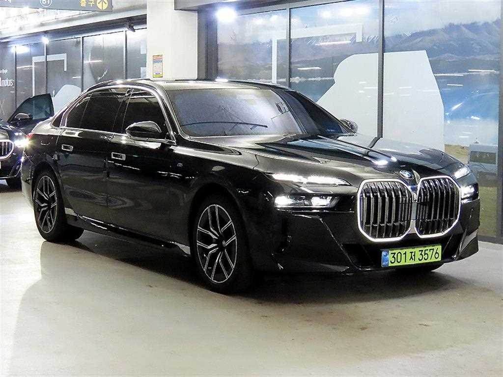 BMW 7 Series 2025 Negro - Importación desde Corea - HF Imports Iquique - Foto 1