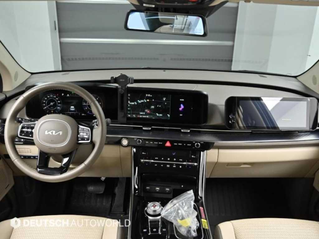 KIA Carnival - Vista 5