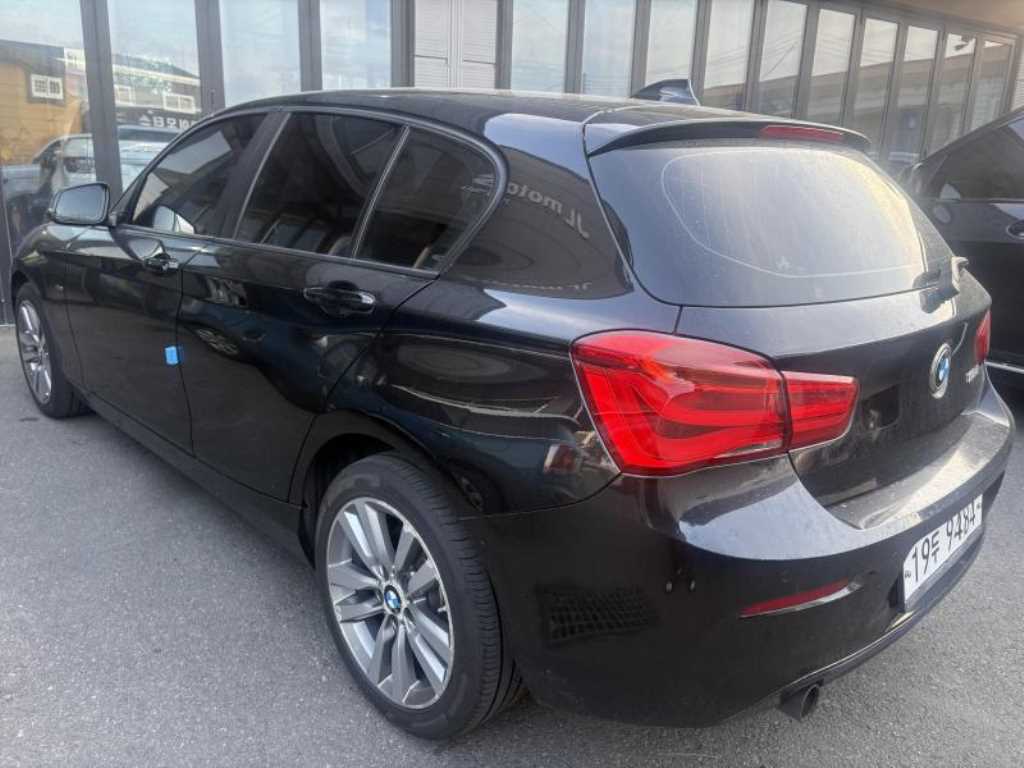 BMW 1 series - Vista 4