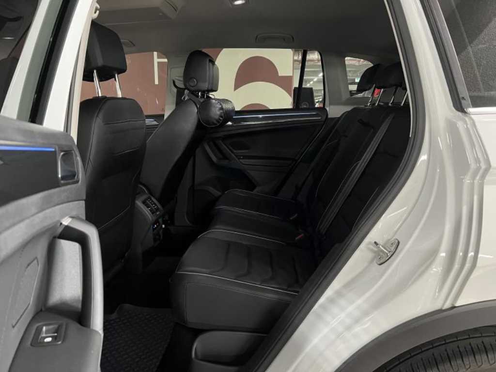 Volkswagen Tiguan - Vista 7