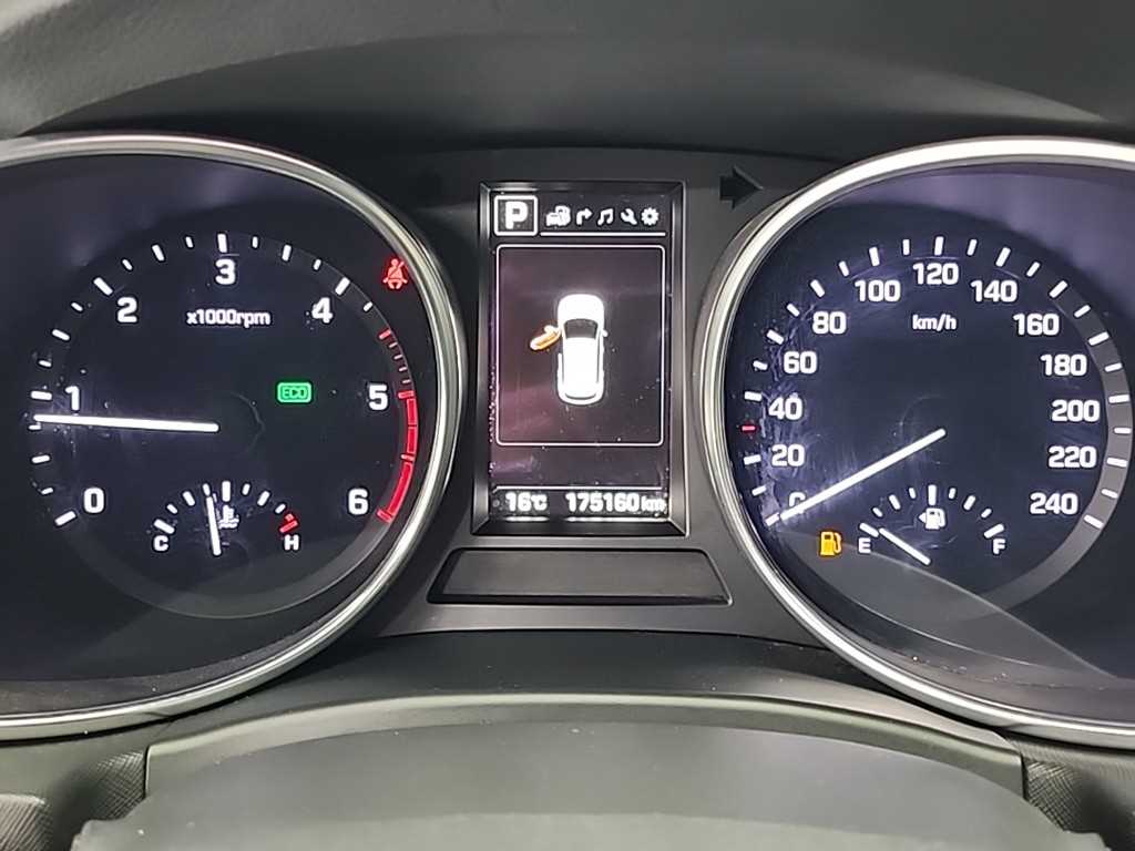 HYUNDAI Santa Fe - Vista 6