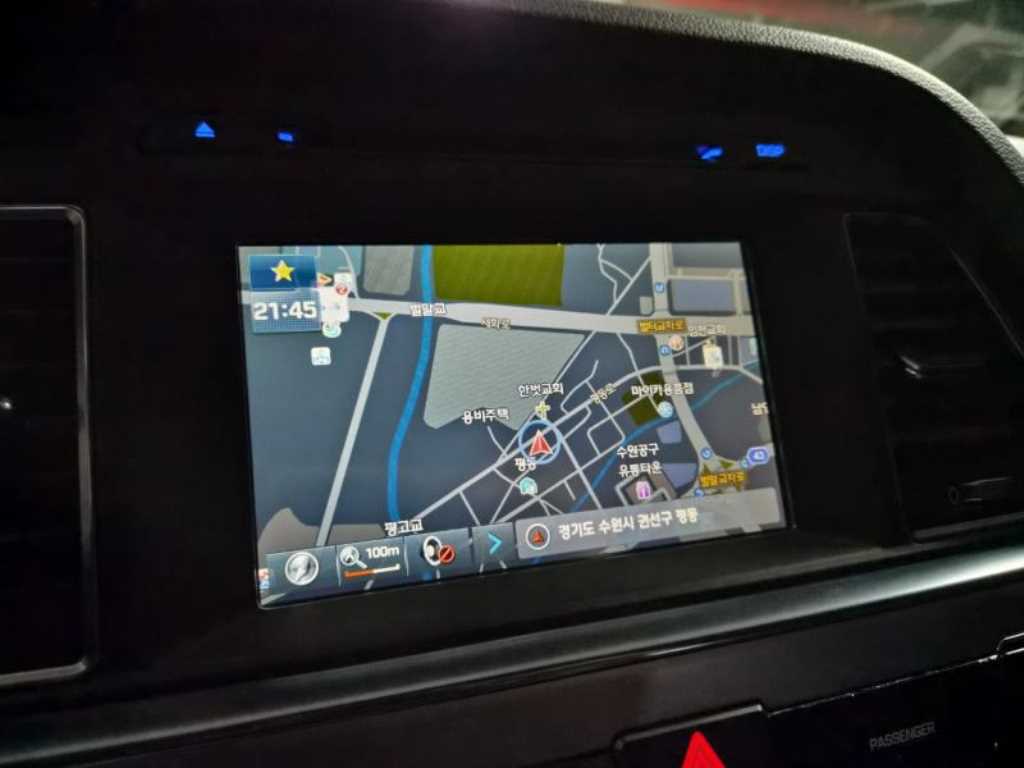 HYUNDAI Sonata - Vista 8