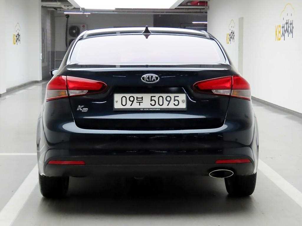 KIA K3 - Vista 3