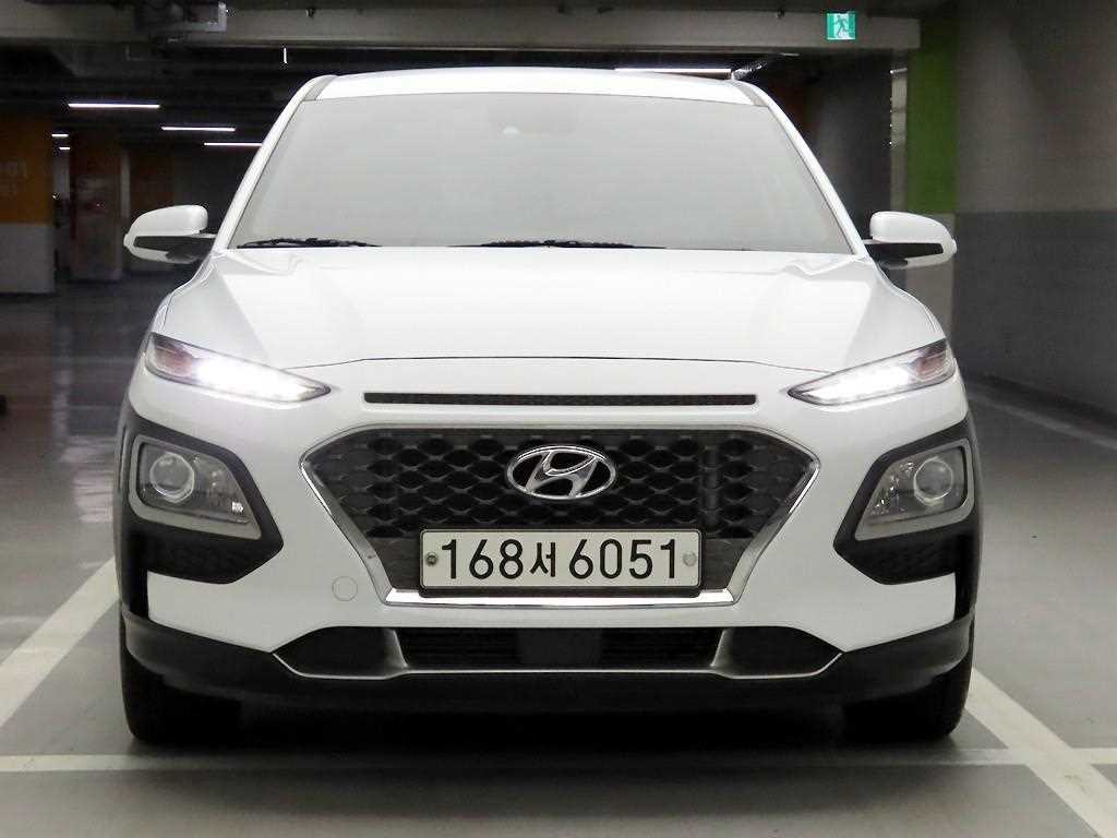 HYUNDAI Kona - Vista 4