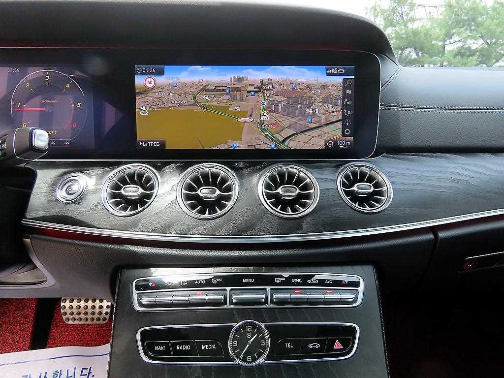 Mercedes Benz E class 2017 Blanco - Importación desde Corea - HF Imports Iquique - Foto 13
