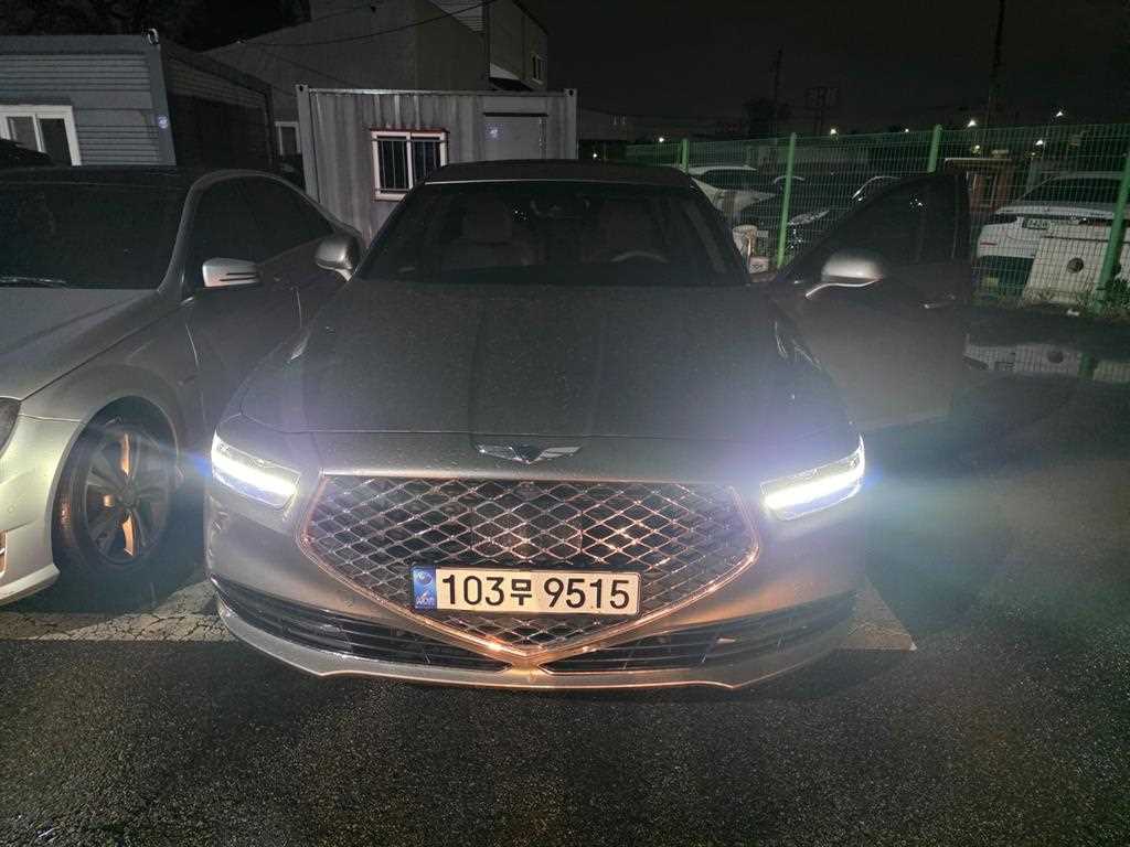 Genesis G90 2019 Gold color - Importación desde Corea - HF Imports Iquique - Foto 1