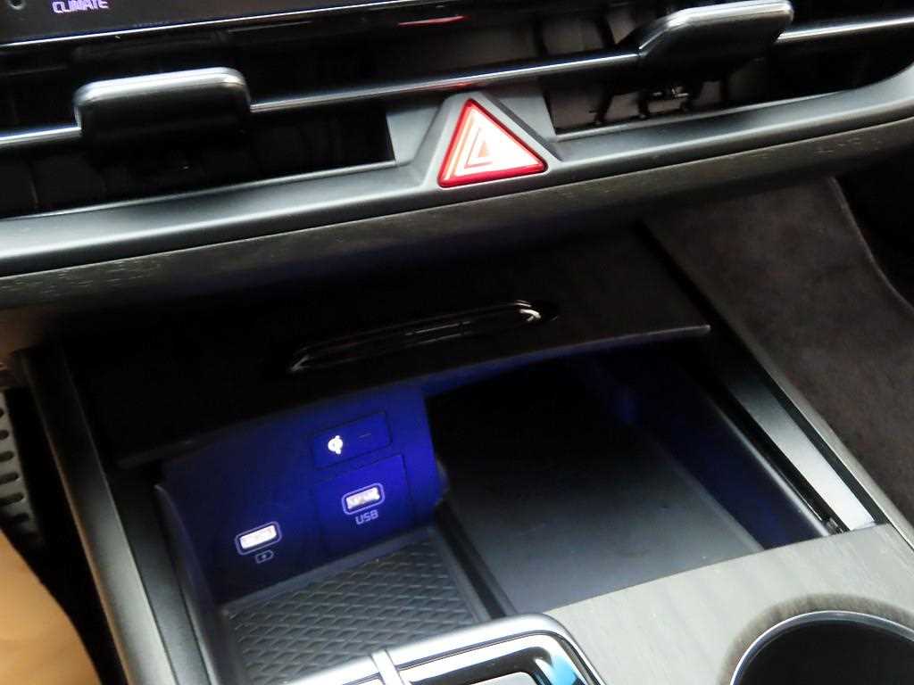 KIA K8 - Vista 10