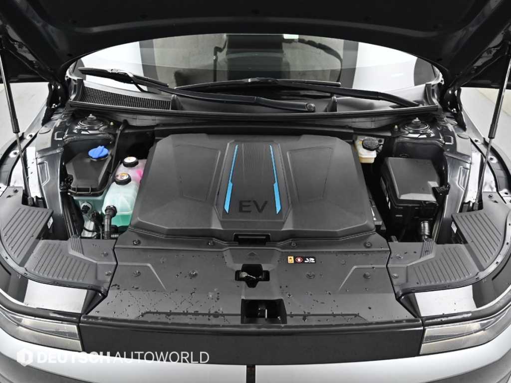 HYUNDAI Ioniq 5 - Vista 6