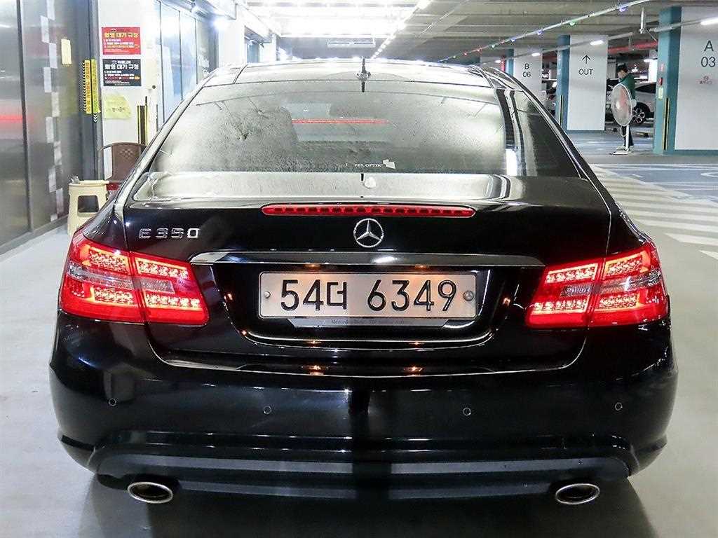 Mercedes Benz E class - Vista 5