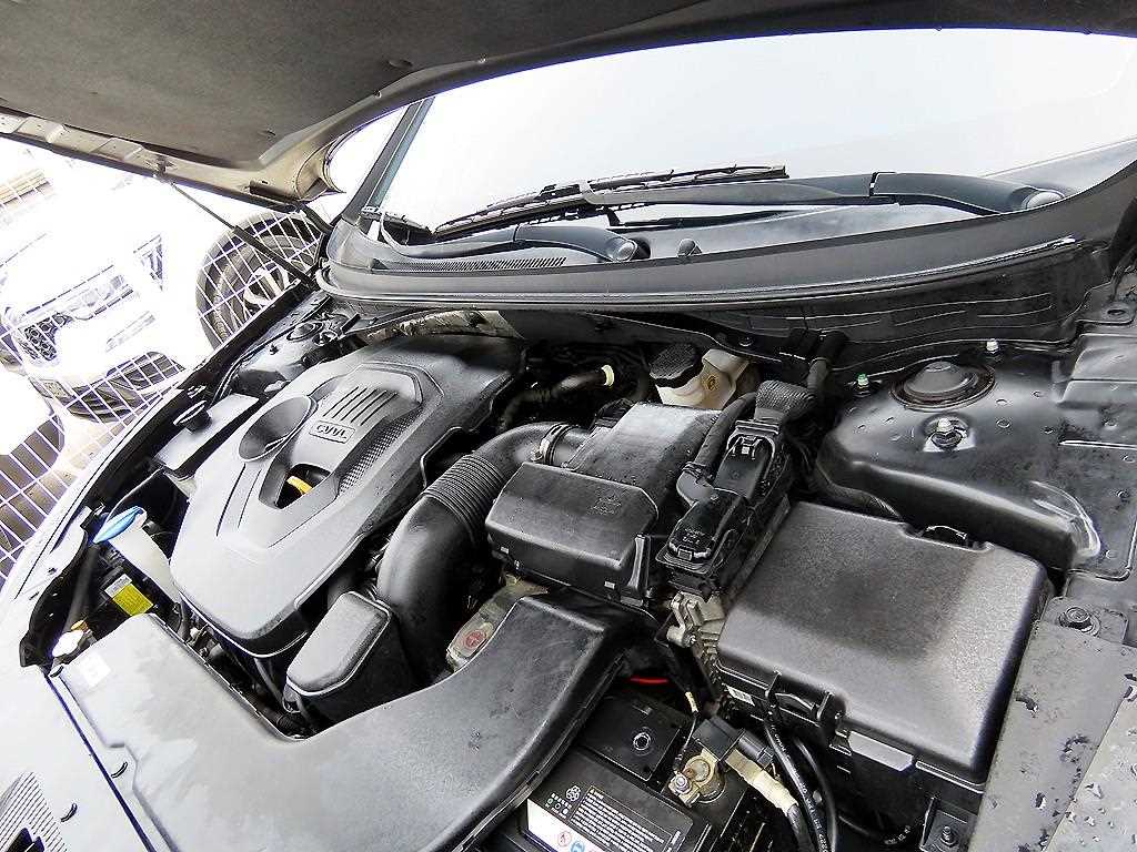 HYUNDAI Sonata 2015 Negro - Importación desde Corea - HF Imports Iquique - Foto 19