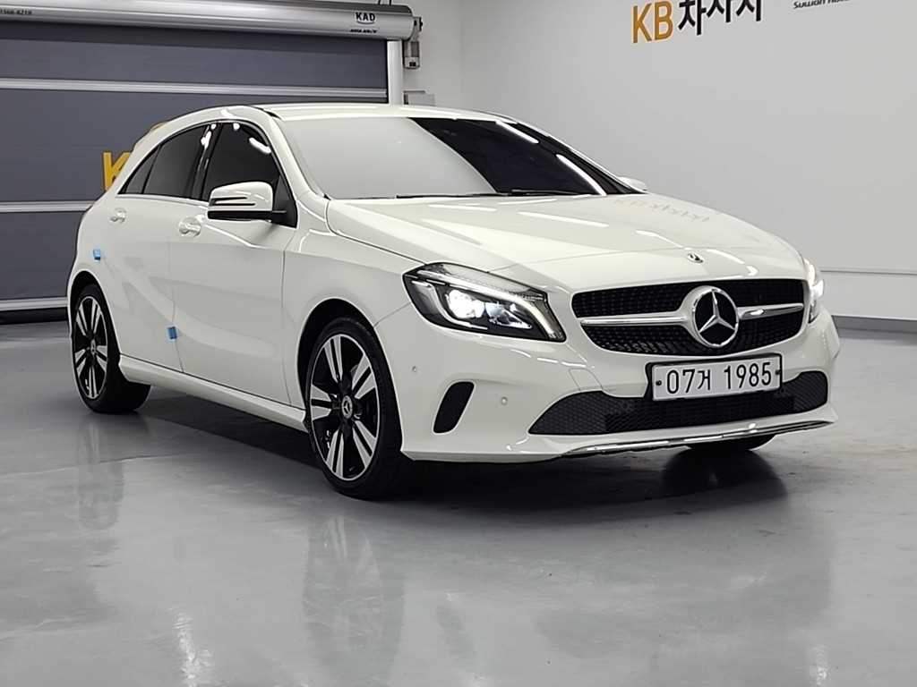 Mercedes Benz A Class - Vista 4