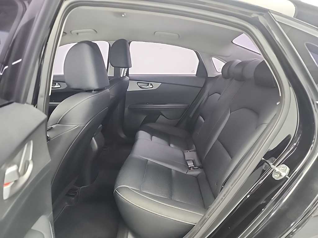 KIA K3 - Vista 12