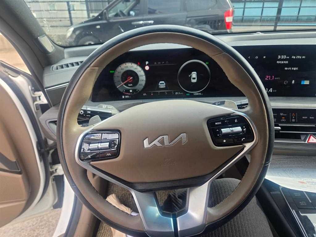 KIA K8 - Vista 7
