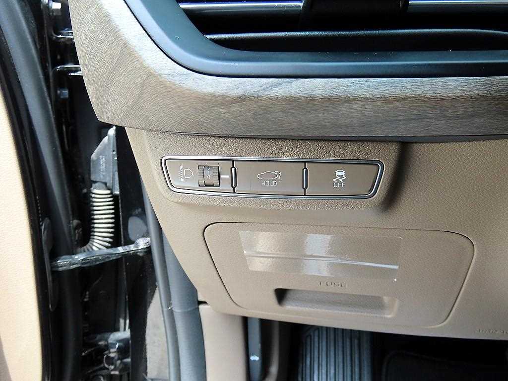 KIA K8 - Vista 12
