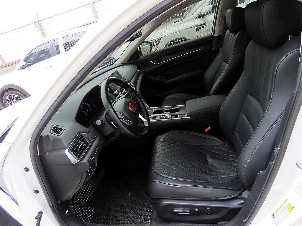 Honda Accord - Vista 5