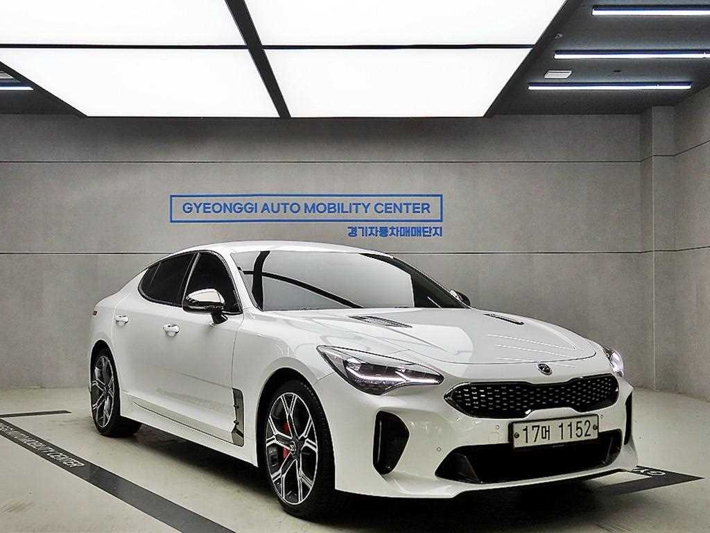 KIA Stinger 2018 Blanco - Importación desde Corea - HF Imports Iquique - Foto 1