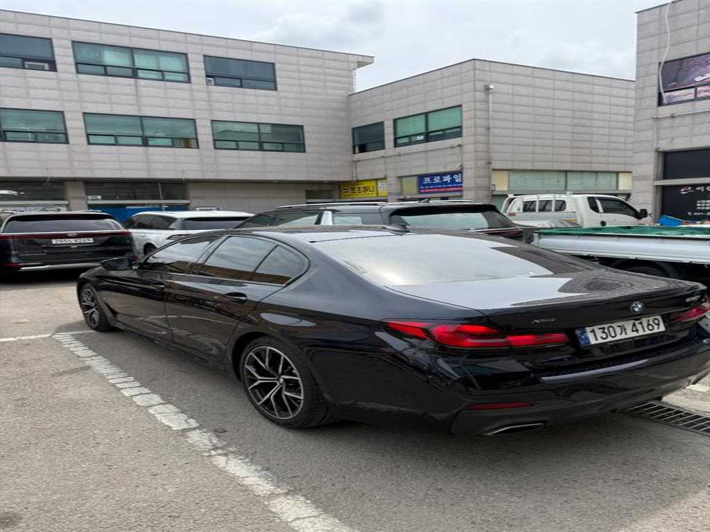 BMW 5 Series - Vista 3