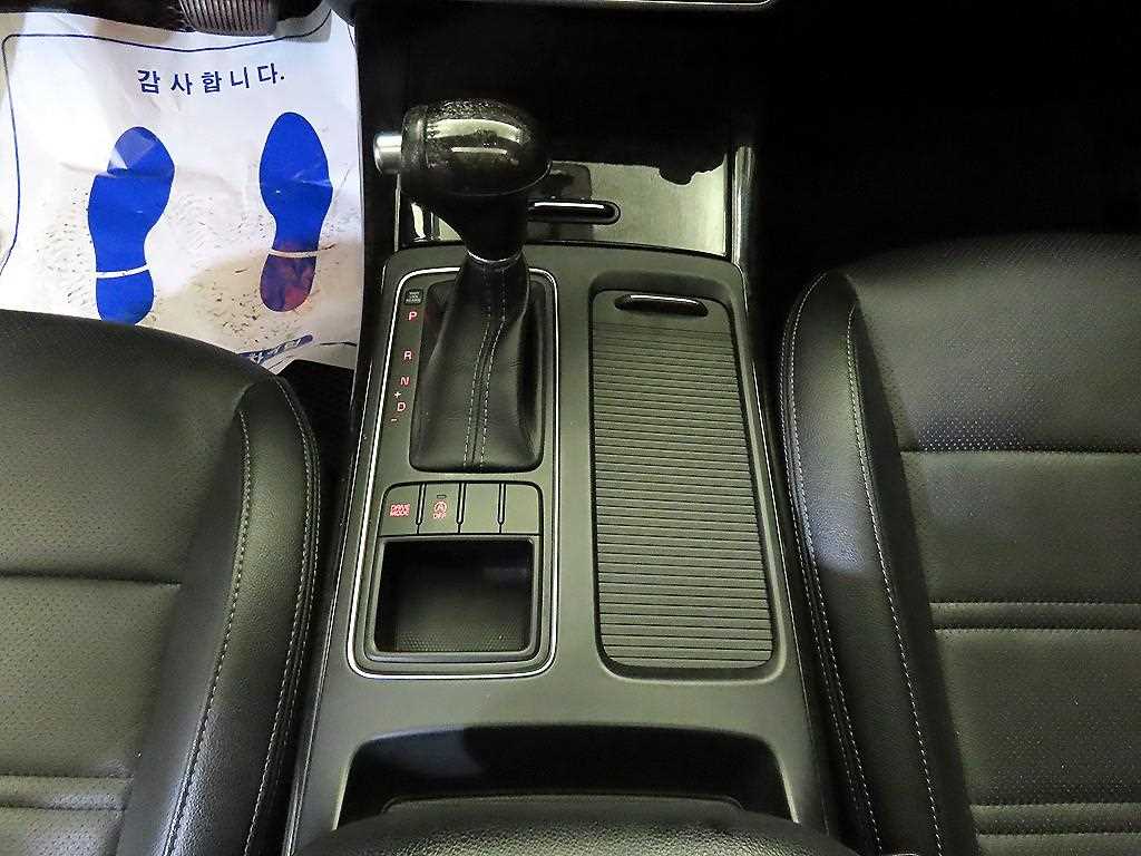 KIA Sorento - Vista 12