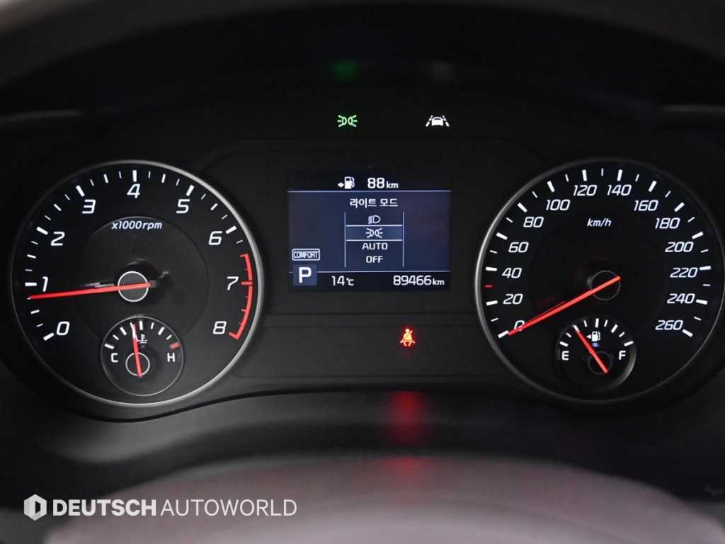 KIA Stinger - Vista 8