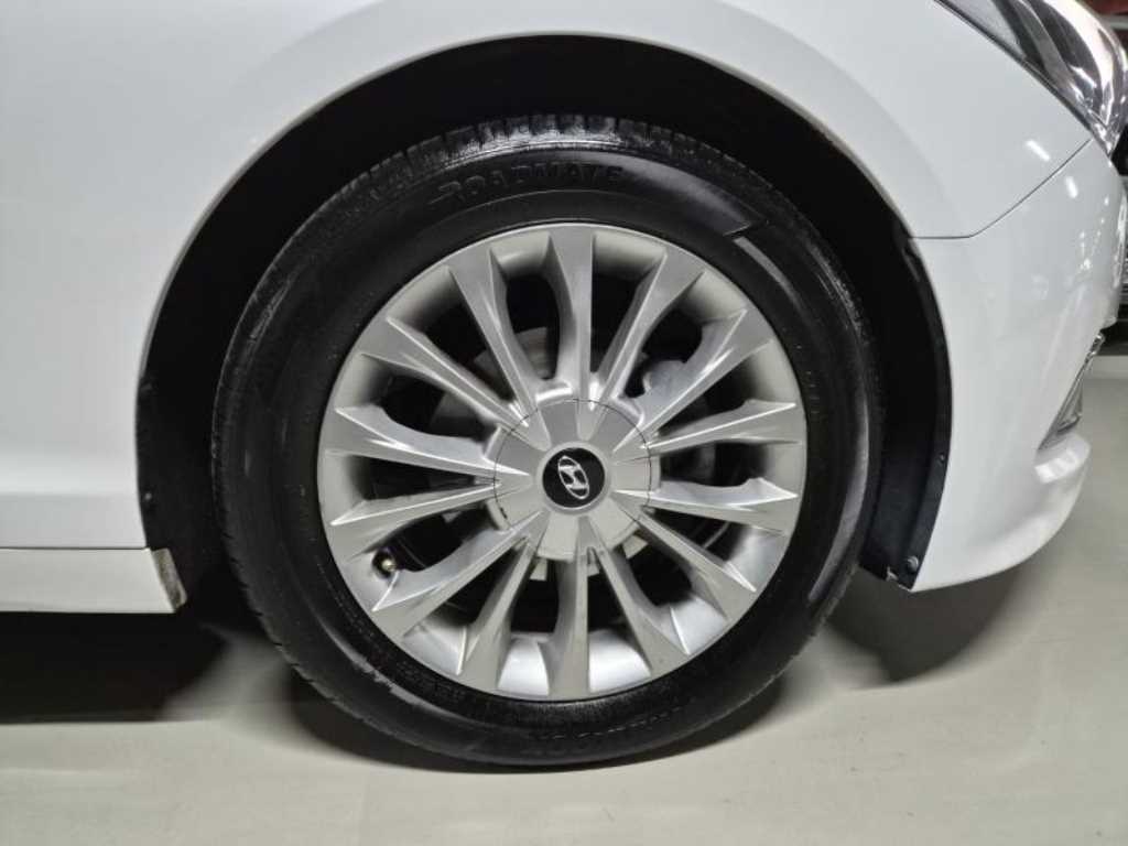 HYUNDAI Sonata 2015 Blanco - Importación desde Corea - HF Imports Iquique - Foto 18