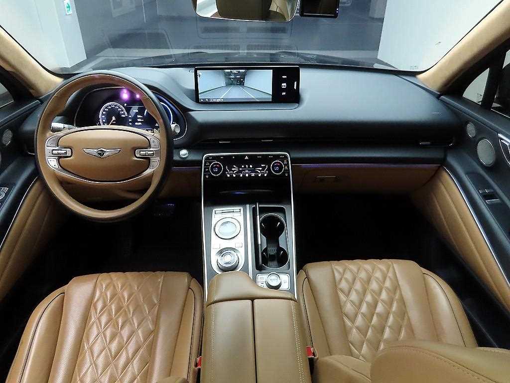Genesis GV80 - Vista 8