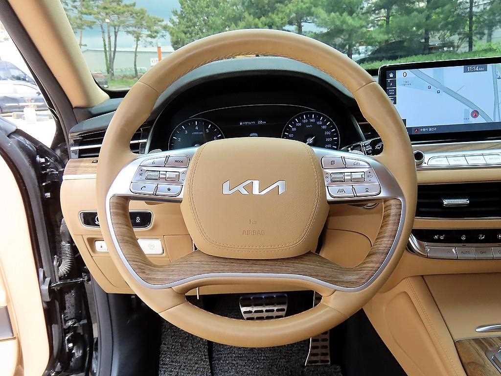 KIA K9 - Vista 8