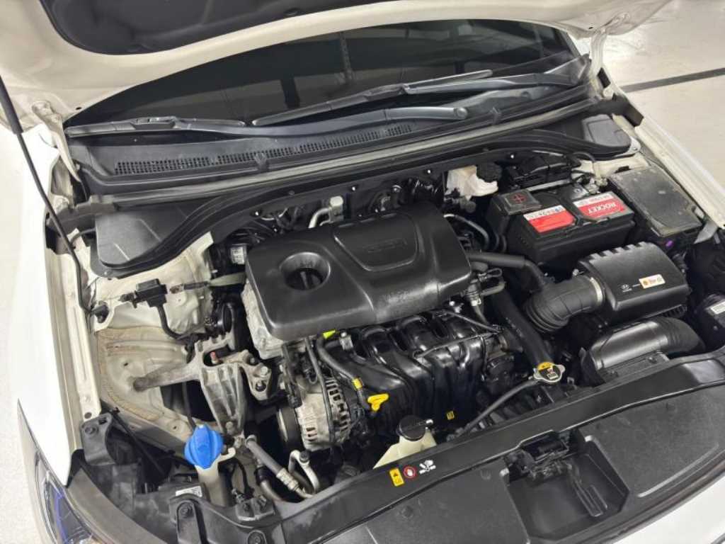 HYUNDAI Avante 2018 - Importación desde Corea - HF Imports Iquique - Foto 20