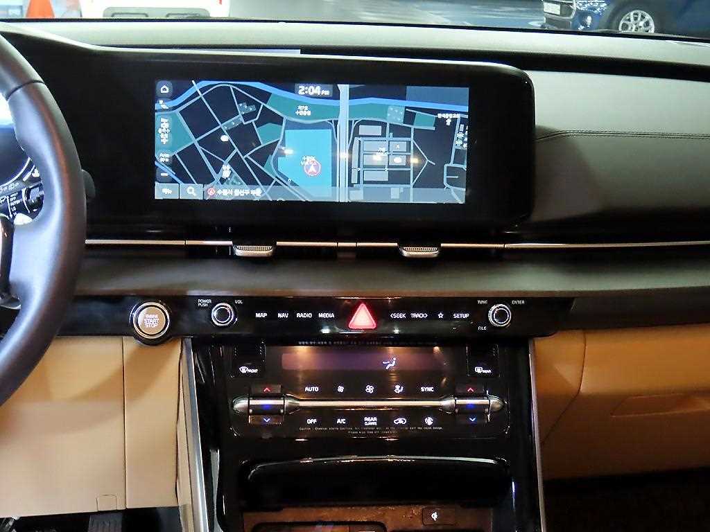 KIA Carnival - Vista 11
