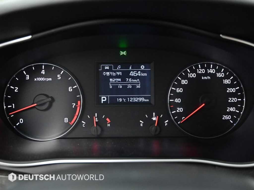 KIA K7 - Vista 8